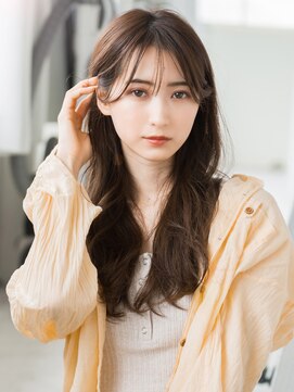 リリーオブザベイス(Lily of the Vase) ゆるふわ、ウェーブ、ロングヘア