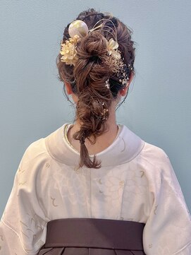 デコラ DECOR 卒業式ヘア&着付け