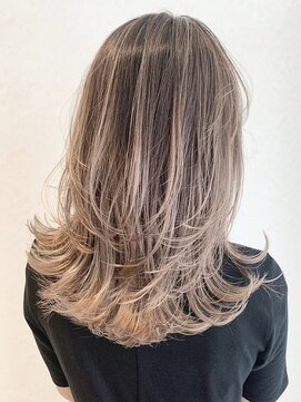 リード バイ ラグーン(LEAD by LAGOON) ミルクティーベージュピンクベージュカラーブリーチカラー韓国