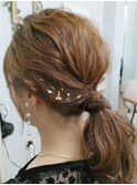 ポニーテールアレンジ