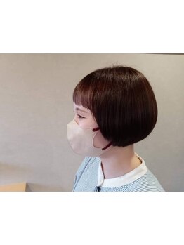 前髪や顔周りの似合わせ、クセ毛さんのお髪の悩みも解決します。あなたの”なりたい”を叶えます。