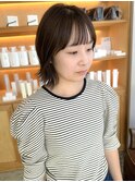 オリーブグレージュ