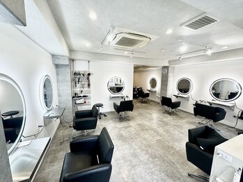 _WHITE  髪質改善/ブリーチ/ハイライト 三宮店【アンダーバーホワイト】