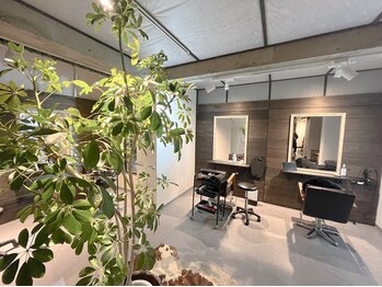 隠れ家美容室　RAW TOKYO 八王子店 【ロウ　トウキョウ】