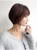 大人ショート前髪ありひし形丸み絶壁丸顔面長K20241228