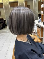 ピークアブー 銀座並木通り(PEEK-A-BOO)&nbsp;ボブ/インナーカラー/シルバー/ダークグレー/デザインカラー