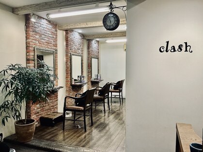 クラシュ(clash)の写真