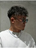 MEN'S/スペインカール×ハイライト/フェード/スキンフェード