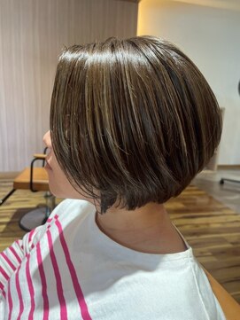 ラプチャー(RAPTURE) クール寄りにもキュート寄りにも!グラデーションボブ