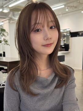 アビー(ABBEY) レイヤーカットハッシュカットフェイスレイヤーシースルーバング