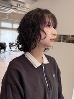 ヒイロ(hiilo.)&nbsp;服装、質感トータルで似合わせる大人のボブパーマ