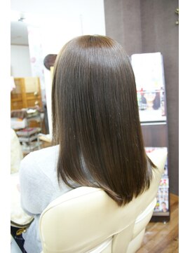 チチカカ(chichikaka) 営業ビフォーアフター、ビビリ修正上質縮毛矯正