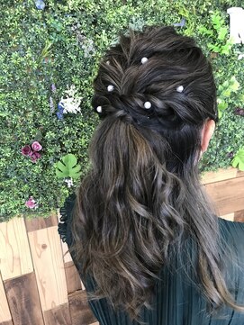 プリンス マツヤマ(Hair Salon Prince Matsuyama) ハーフアップ