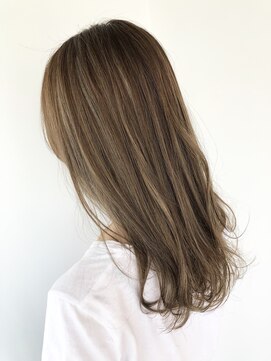 ネイヴィル(navile) ハイライト×ナチュラルベージュ