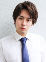 好感度アップ　ビジネス　マッシュウルフ　かき上げヘア