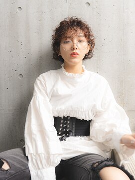 デビュー ヘアーメイク ショートパーマ