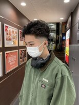 エイトオーミヤ 大宮店(EIGHT omiya)&nbsp;王道外国人風パーマ×スキンフェード