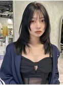 韓国ヘア レイヤーカット 暗髪 グレージュ ストレートヘア