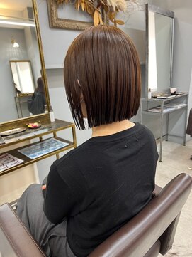 オズ 郡山桑野店(OZ) イメチェンハッシュカットフルバング似合わせレッドブラウン