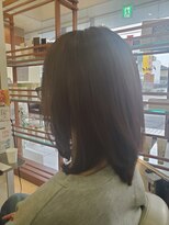 レイフィールド 滝の水店&nbsp;ナチュラルストレート酸性ストレートヘアミディアム