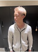短髪 金髪 【店長 山本】