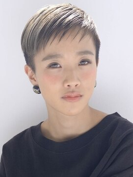 アンバー(Amber) ベリーショート