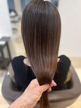 【20代～60代まで】世代を問わず、本質的な美髪を求める全ての方へ