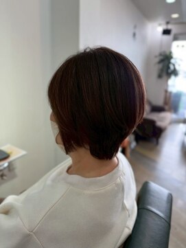 ビィーワンイースト(Be 1 EAST) ショートボブ