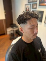 キングスマントーキョー カットクラブ 中野(KINGSMAN TOKYO CUTCLUB)&nbsp;ニュアンスパーマ/ツイストスパイラル/フェード[中野/MEN'S]