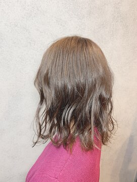 ヘアサロンM 新宿 ツヤツヤカラー