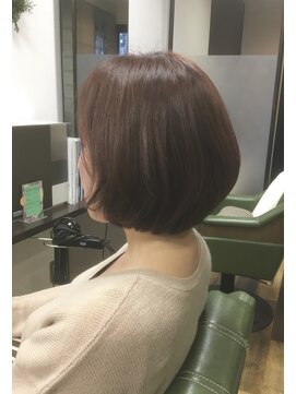 ポンパデュール ヤゴト(Pompadour YAGOTO) ピンクカラー