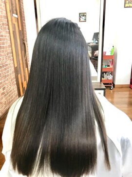 クラス(Class) 撥水性の髪の縮毛矯正