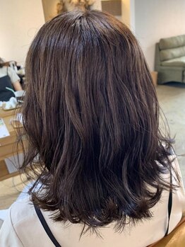 エムドットヘアーサロン(M. hair salon)の写真/髪質改善カラー新登場！立体感のあるワンランク上のカラーを実現し、大人女性の魅力UP☆白髪ぼかしも対応◎