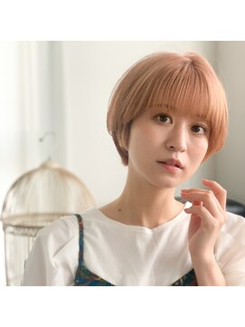 ブラン(Le BLANC) 【石崎 枝里】大人ショート × レイヤーカット