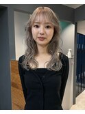 ミルクティーベージュ