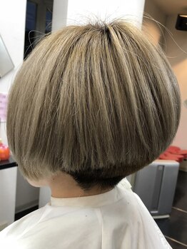 【《パリコレ参加!!》LAロングビーチヘアーショー参加ベストアーチスト賞受賞☆】更に魅力を引き出します＊