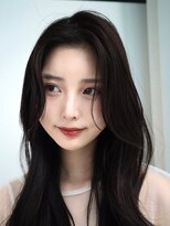 エインアンリー 明治神宮前(AIN.ANLY.)&nbsp;着物メルティカラーくびれロング似合わせカットロングレイヤー