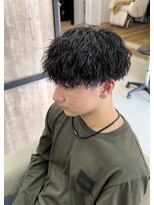 メンズギフト(men's GIFT)&nbsp;刈り上げツーブロックツイストスパイラルパーマメンズマッシュ