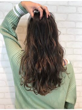 アース 検見川浜店(HAIR&MAKE EARTH) 外国人風パーマスタイル