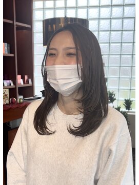 アンジョ(Anjo) たっぷりレイヤーセミロング