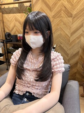 ティピ(tipi) 顔周りから毛先にかけてレイヤーstyle☆宿里沙也香