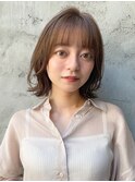 前髪 外ハネボブ くびれヘア ハイライトカラー"