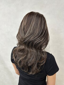 アース 越谷店(HAIR&MAKE EARTH) 越谷でハイライト