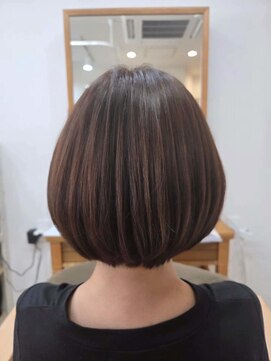 ステラ ユメオイビト(Stella yumeoibito) うるツヤショートボブスタイル