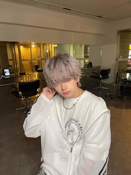 フィフスワン(fifth one) ハイライト/マッシュパーマ/ウルフ/アッシュブラック