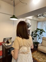 シーン(scene) 暖かみのあるチェリーブラウン