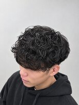 メルシー ドゥ メンズ(merci deux)&nbsp;波巻きパーマセンターパートスパイラルパーマツイストパーマ韓国