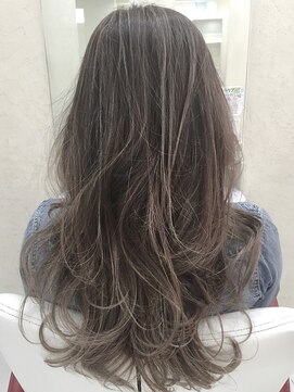 チャンネル 桶川西口(channel) グレージュグラデーションカラー