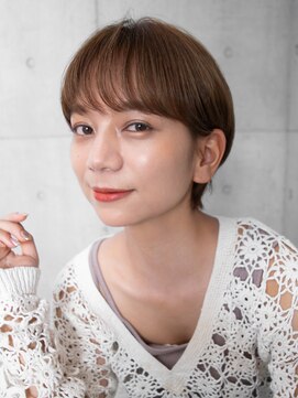 メゾンドイギー(MAISON de IGGY) 大人可愛い丸みショートボブ#グレージュカラー#斜めバング