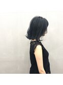 切りっぱなしボブ×ネイビーブルー